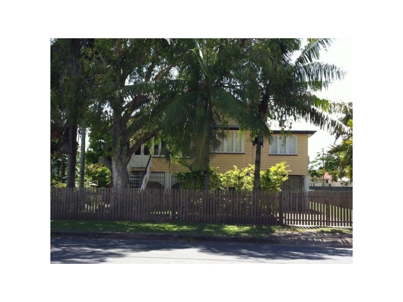 15 English Street, South Mackay QLD 4740