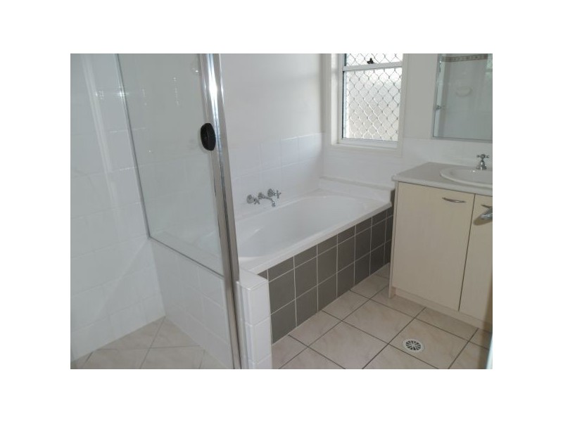 15 Mingus St, Sippy Downs QLD 4556
