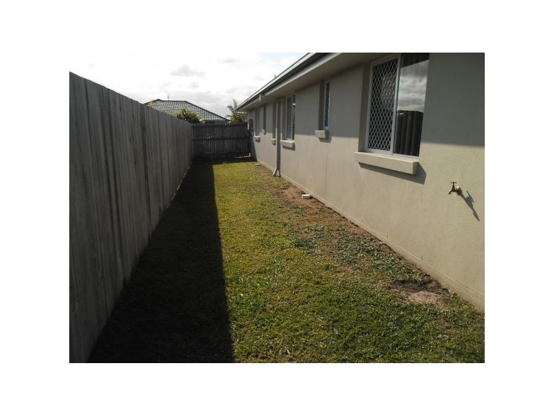 15 Mingus St, Sippy Downs QLD 4556