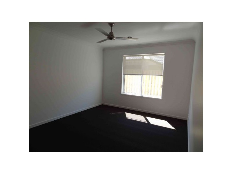 36 Scarborough Circuit, Blacks Beach QLD 4740