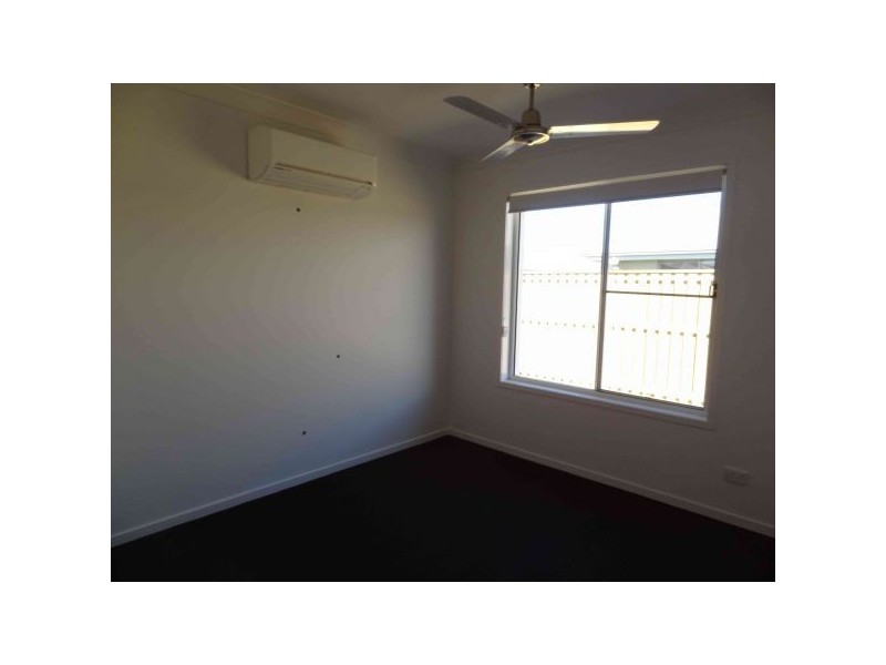 36 Scarborough Circuit, Blacks Beach QLD 4740
