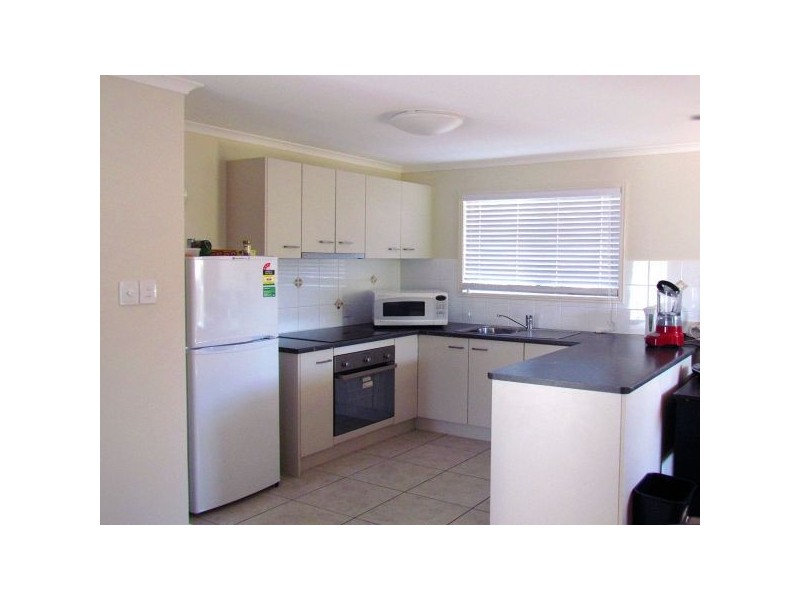 16 Vincent Street, South Mackay QLD 4740