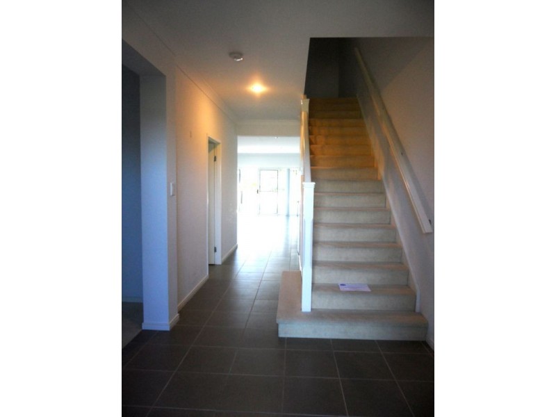 15 Eaton St, Sippy Downs QLD 4556