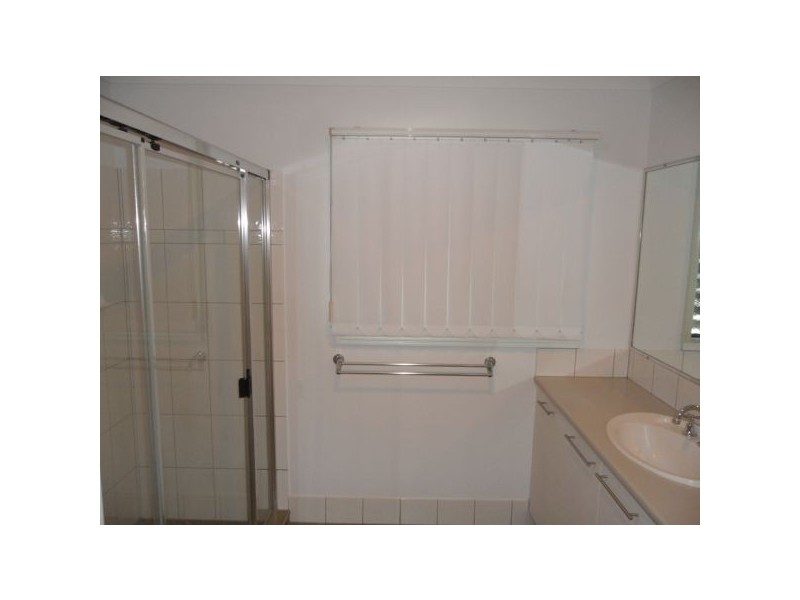 15 Eaton St, Sippy Downs QLD 4556