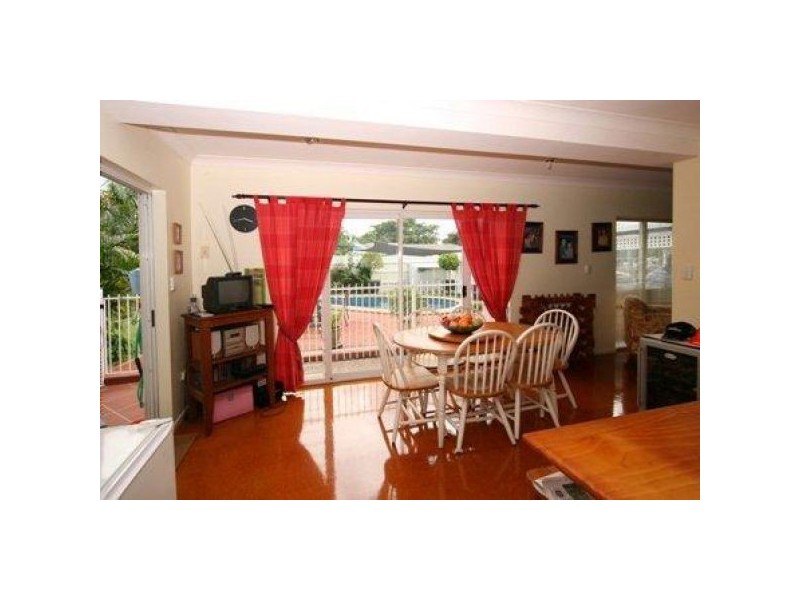 21 Kenilworth Avenue, Hyde Park QLD 4812