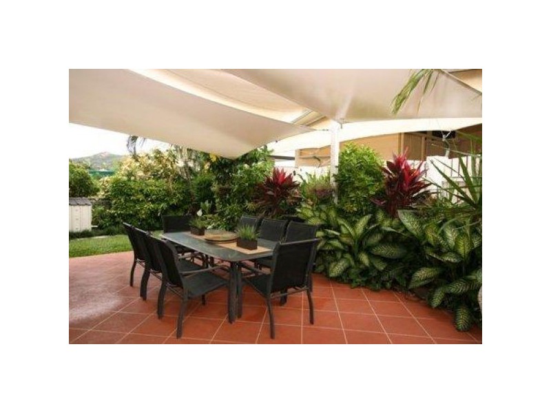 21 Kenilworth Avenue, Hyde Park QLD 4812