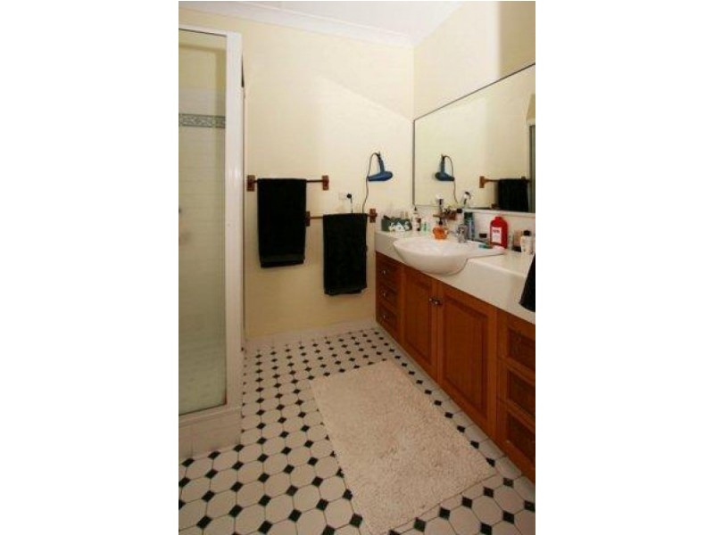 21 Kenilworth Avenue, Hyde Park QLD 4812