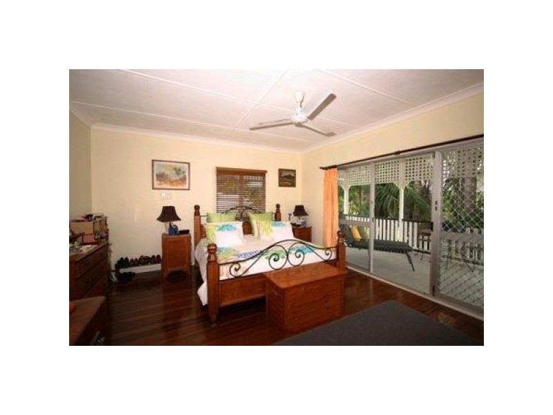 21 Kenilworth Avenue, Hyde Park QLD 4812