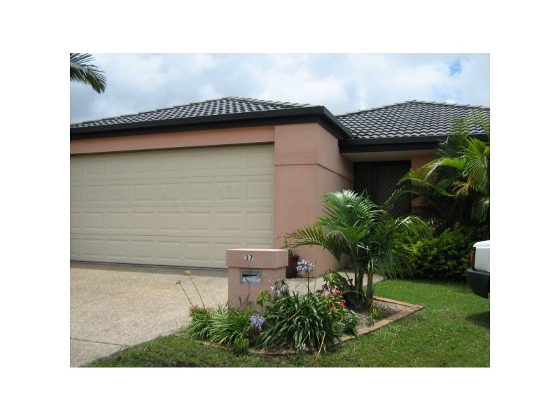 37 Bernheid Crescent, Sippy Downs QLD 4556