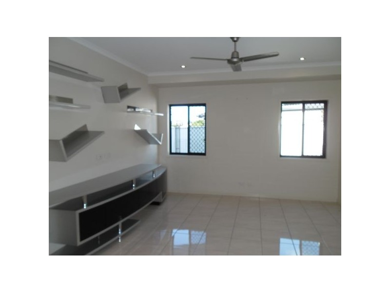 13 Courtenay Place, Sippy Downs QLD 4556