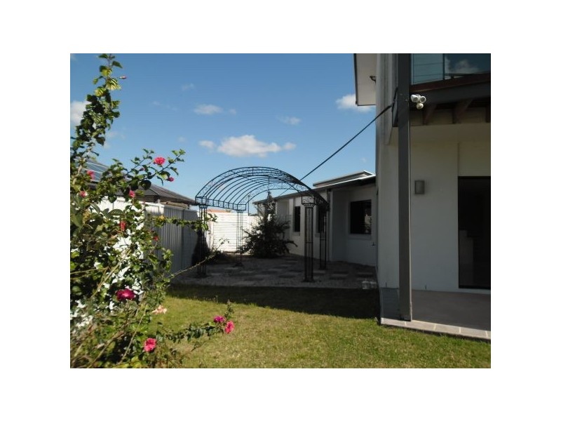 13 Courtenay Place, Sippy Downs QLD 4556