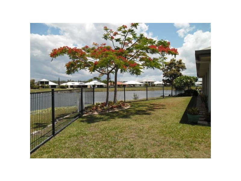 12 Courtenay Place, Sippy Downs QLD 4556