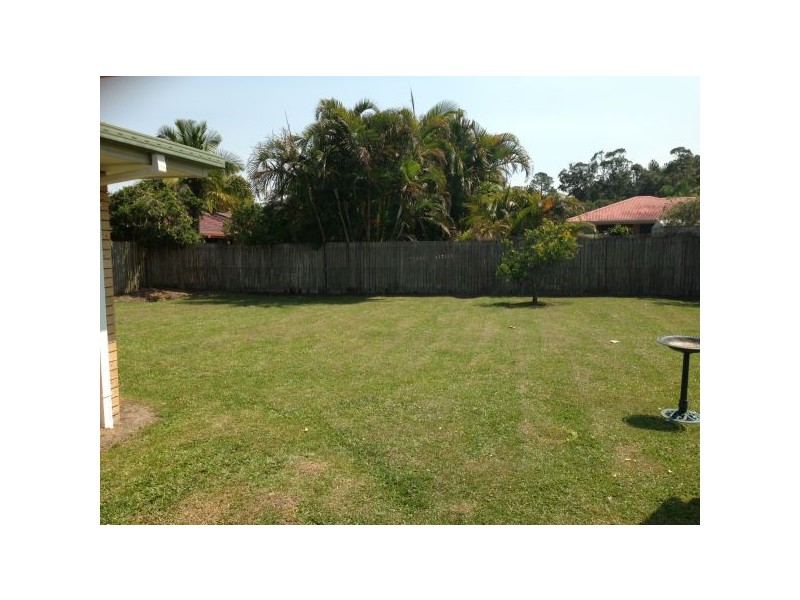 7 Redwood Court, Landsborough QLD 4550