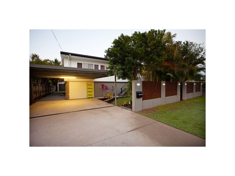 15 Brampton Avenue, Bucasia QLD 4750