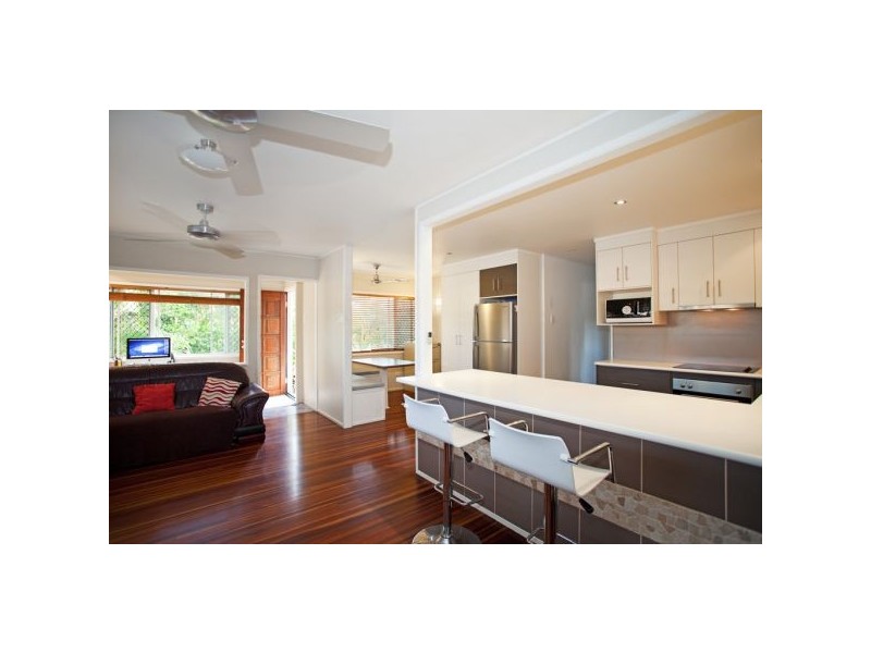 15 Brampton Avenue, Bucasia QLD 4750