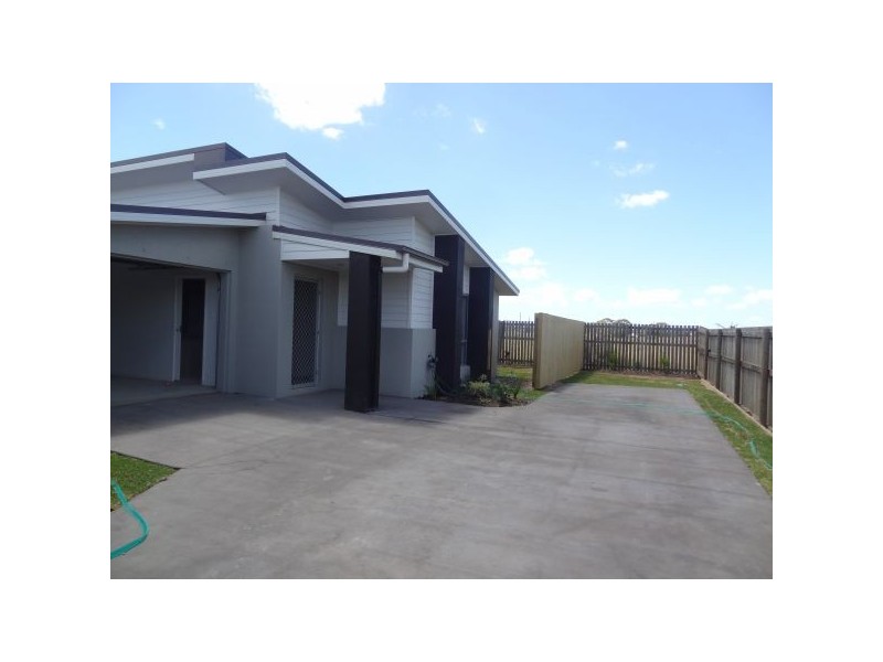 2/13 Oysterlee Street, Beaconsfield QLD 4740