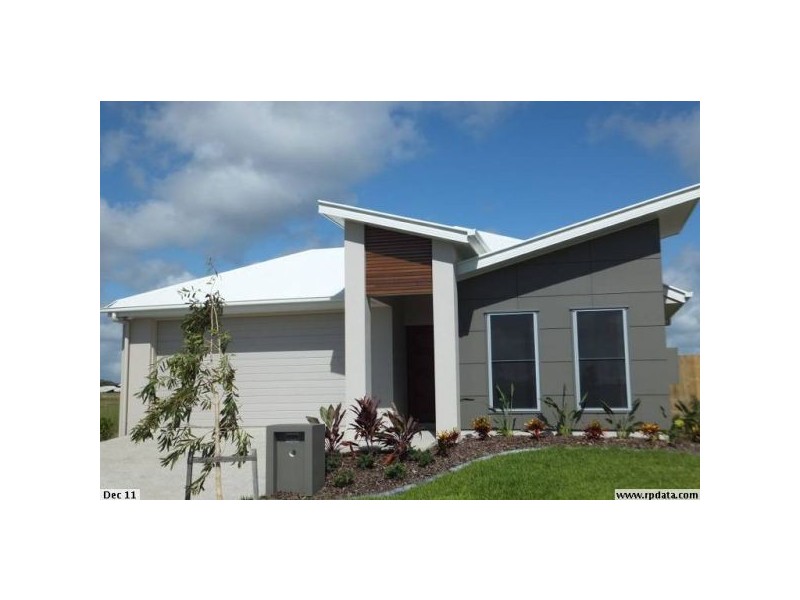 18 Blue Fin Circuit, Mountain Creek QLD 4557