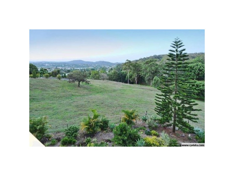 33 Panorama Drive, Nambour QLD 4560