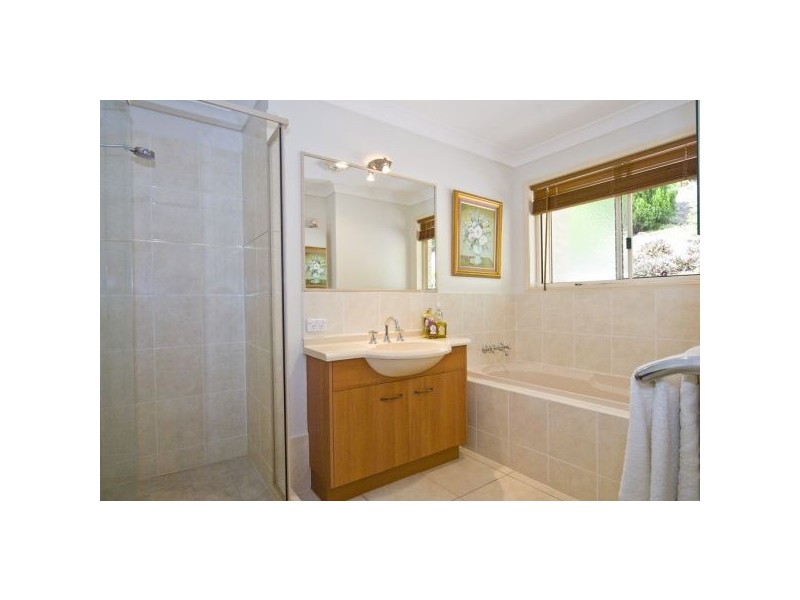 33 Panorama Drive, Nambour QLD 4560