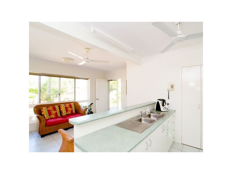 1/58 Waverley Street, Bucasia QLD 4750