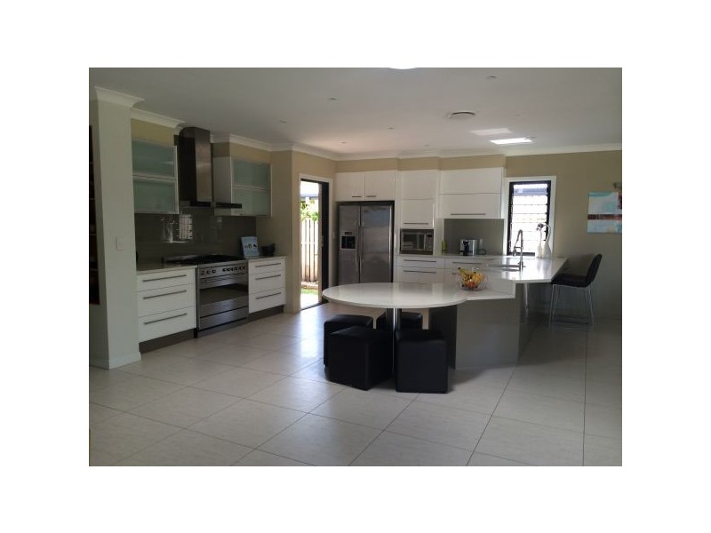 17 Sandleigh Crescent, Sippy Downs QLD 4556