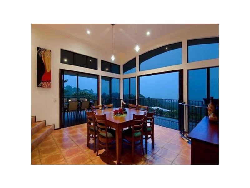 2 Le-Claire Place, Buderim QLD 4556