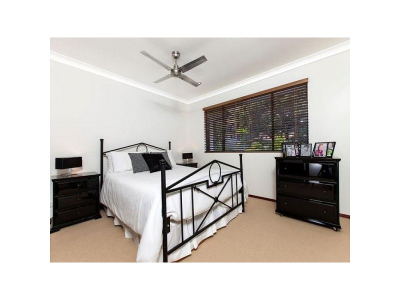 2 Le-Claire Place, Buderim QLD 4556