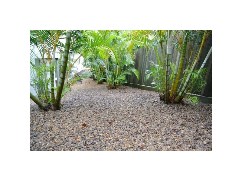 2 Le-Claire Place, Buderim QLD 4556