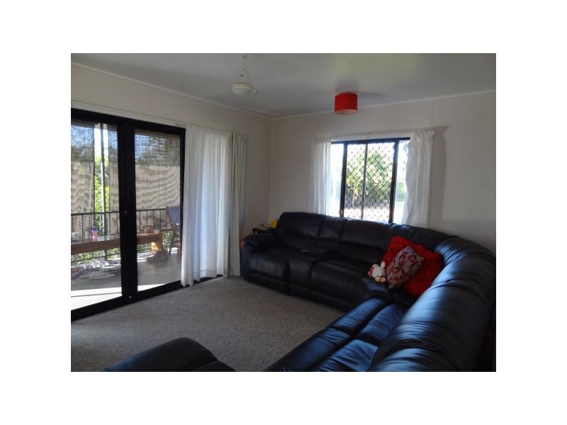 21 Edmonds Street, Bucasia QLD 4750