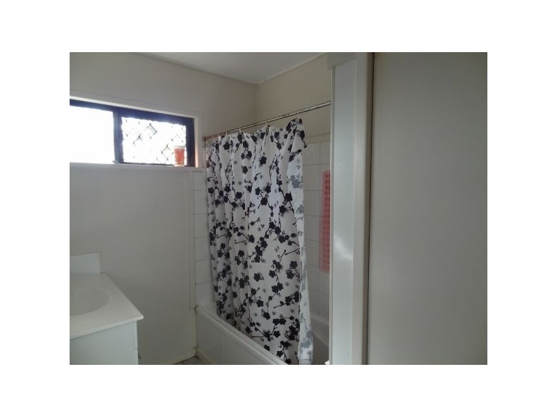 21 Edmonds Street, Bucasia QLD 4750