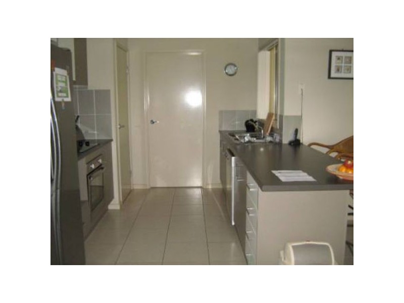 7 Burrows Street, Sippy Downs QLD 4556