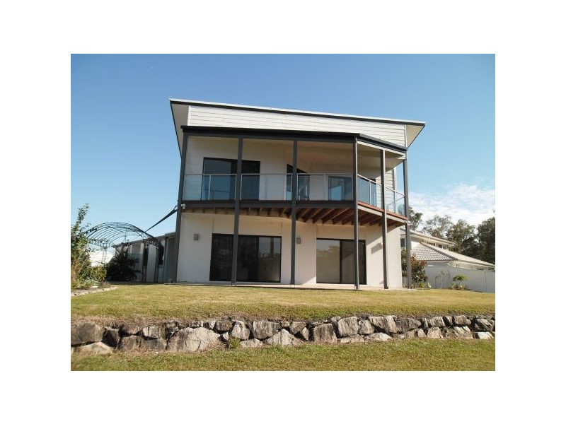 13 Courtenay Place, Sippy Downs QLD 4556