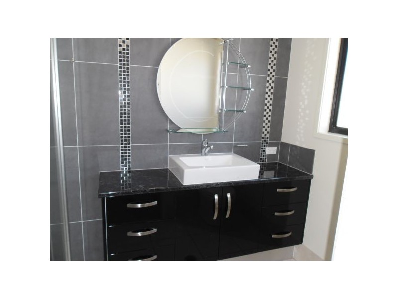 13 Courtenay Place, Sippy Downs QLD 4556