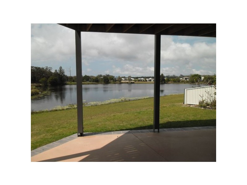 13 Courtenay Place, Sippy Downs QLD 4556