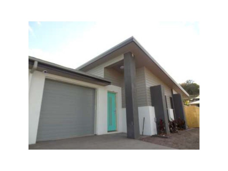 2/76 Cinnamon Drive, Glenella QLD 4740