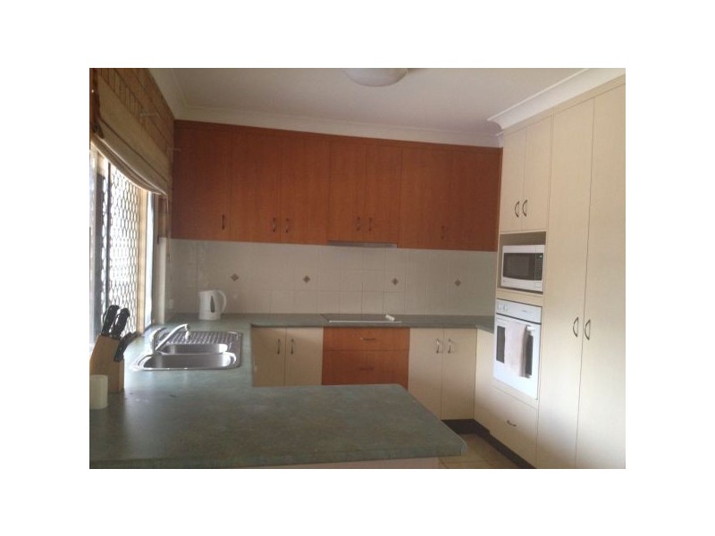 12 Leticia Street, Bucasia QLD 4750