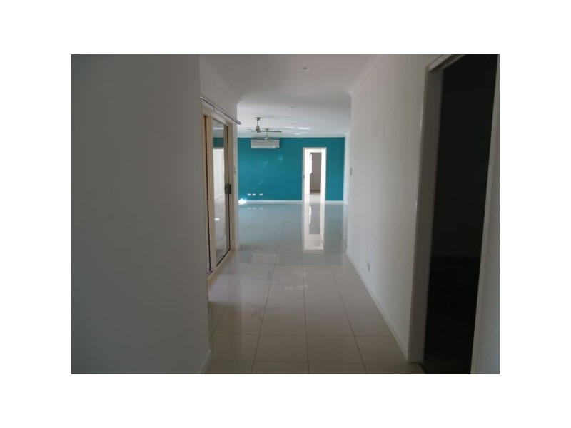 30 Riveroak Way, Sippy Downs QLD 4556