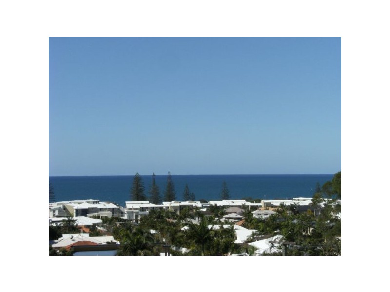 7 Yakola Pde, Alexandra Headland QLD 4572