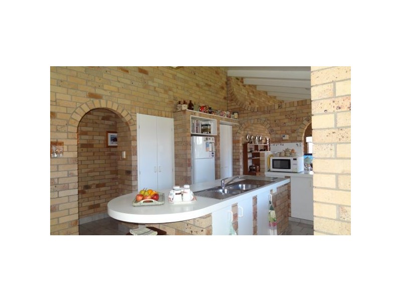 20 Elizabeth Drive, Bucasia QLD 4750