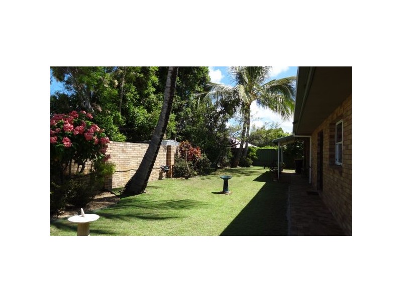 20 Elizabeth Drive, Bucasia QLD 4750