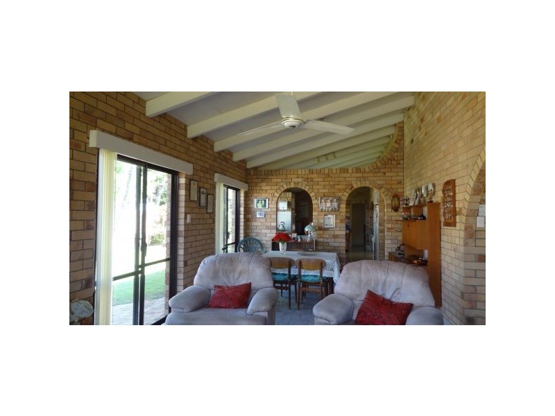 20 Elizabeth Drive, Bucasia QLD 4750