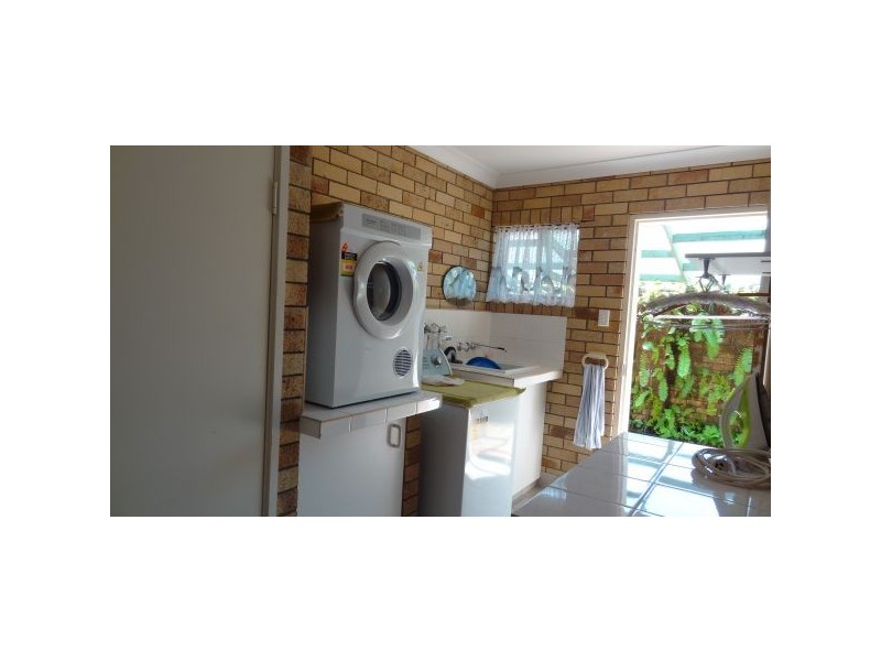 20 Elizabeth Drive, Bucasia QLD 4750