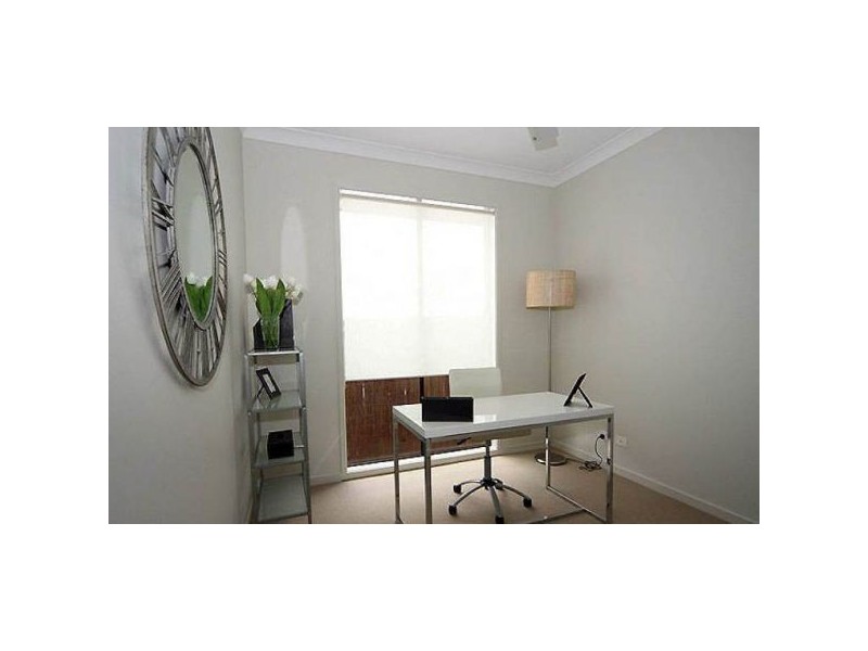 13 Waratah Crescent, Springfield Lakes QLD 4300
