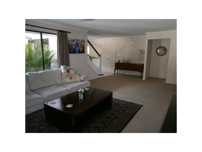 10 Petrale Court, Mountain Creek QLD 4557