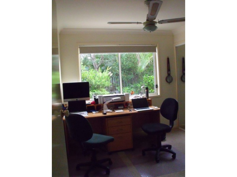 21 Edgewater Place, Sippy Downs QLD 4556