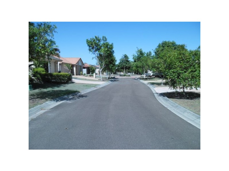 13 Trinity Cres, Sippy Downs QLD 4556