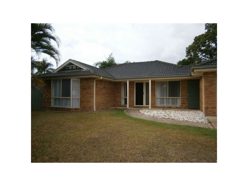 4 Sorbonne Close, Sippy Downs QLD 4556