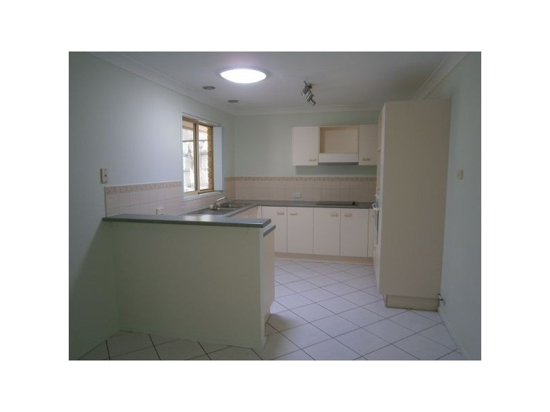 4 Sorbonne Close, Sippy Downs QLD 4556