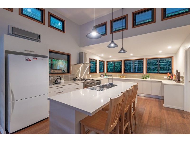 10 Blueberry Lane, Eumundi QLD 4562