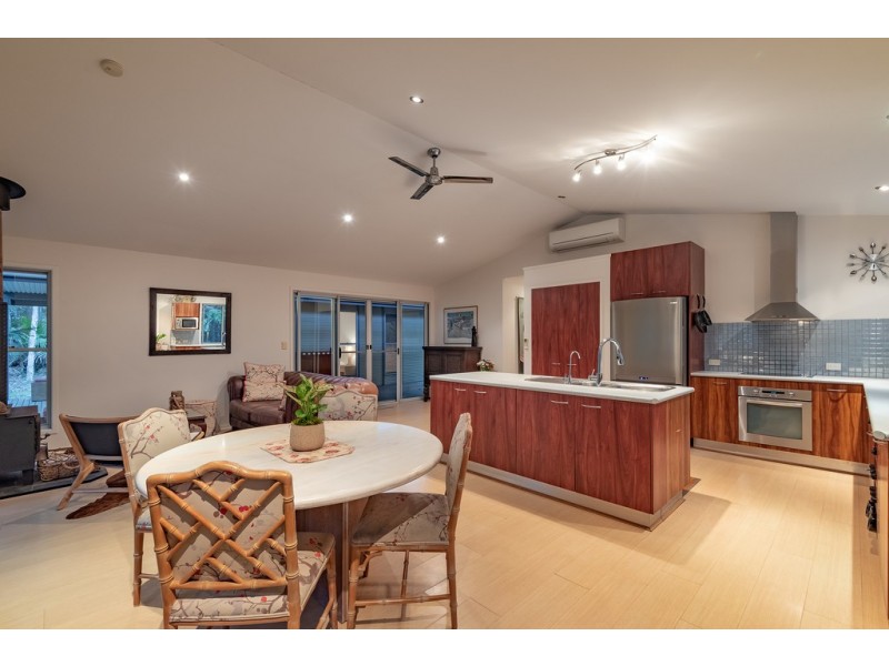21 Arbour Place, Doonan QLD 4562